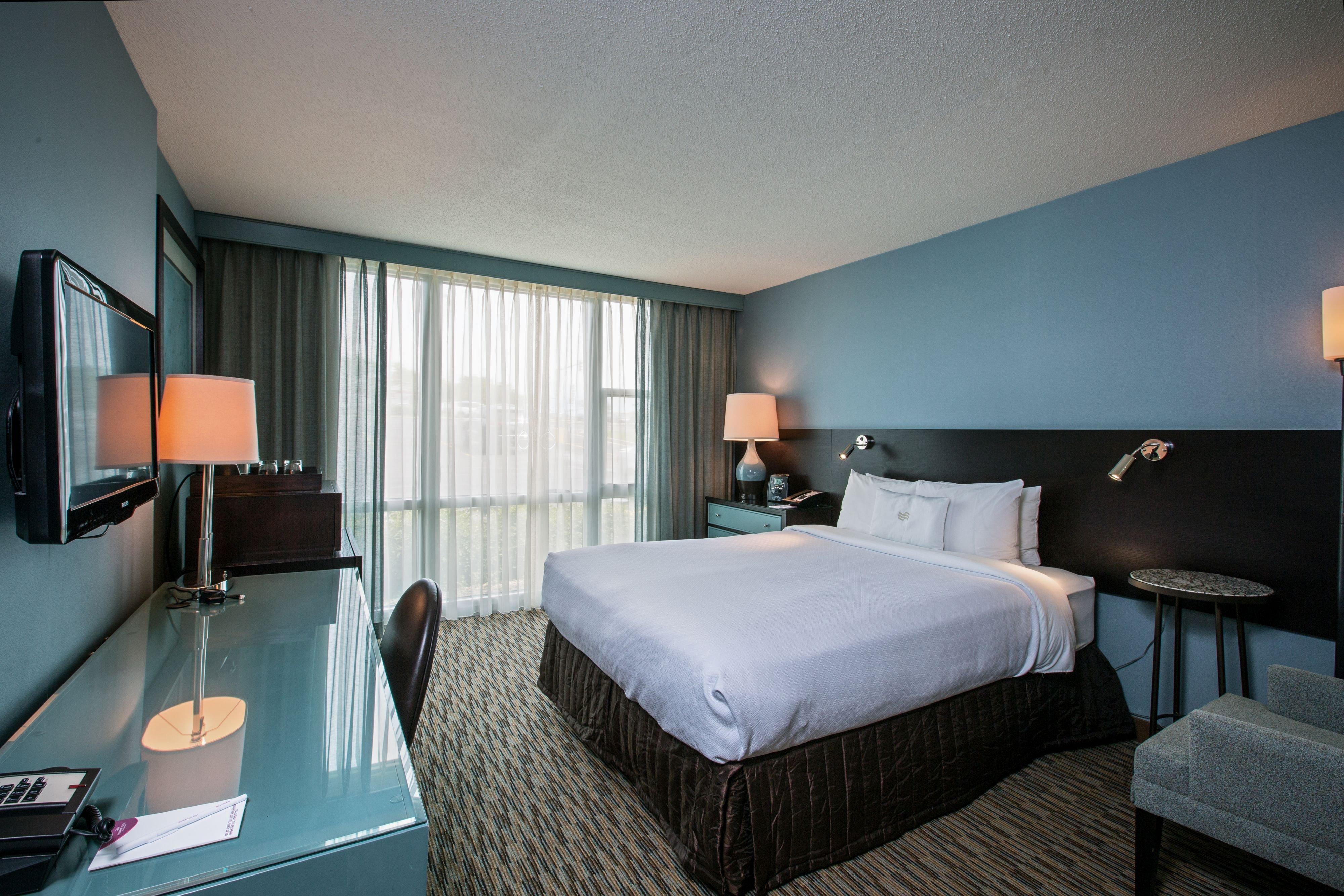 Crowne Plaza Hotel Glen Ellyn/Lombard By Ihg Exterior photo