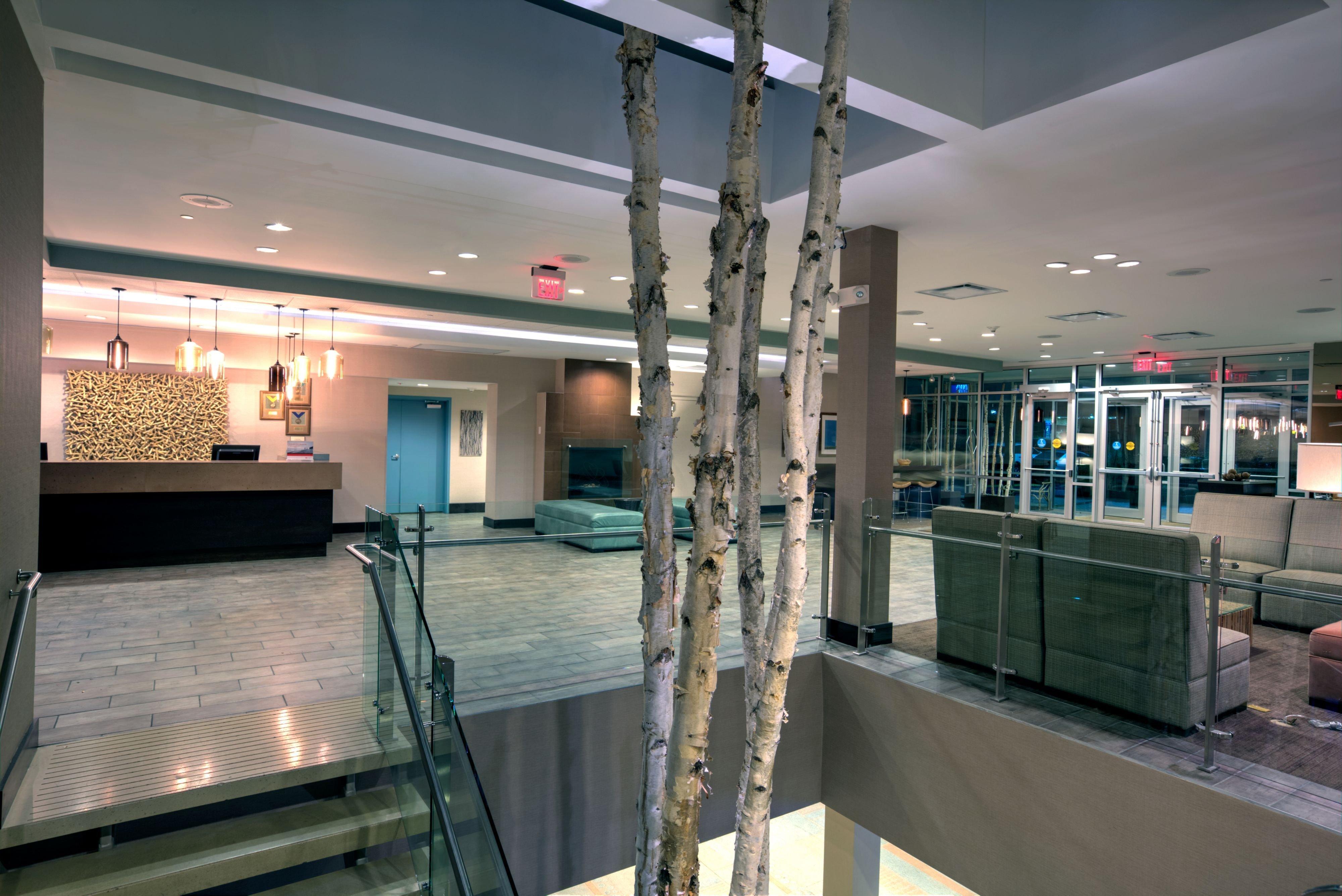 Crowne Plaza Hotel Glen Ellyn/Lombard By Ihg Exterior photo